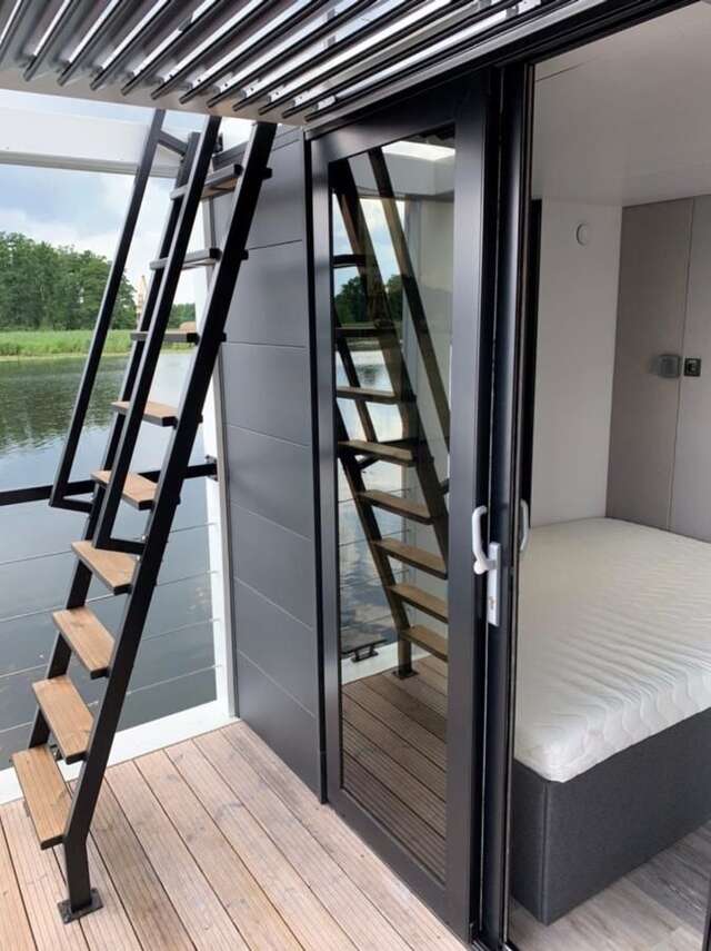 Ботели Houseboat-Dom na wodzie - Modern 1 - Gdynia Гдыня-16